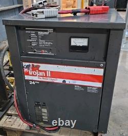12T450-9B22 Trojan II 24V Battery Charger Clean & Fully Functional