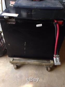 12-85-13 24 volt FORKLIFT BATTERY RECONDITIONED VERY GOOD Can Ship