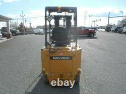 1996 Daewoo BC30S Forklift, Battery Charger Included, Only 2200 Hours