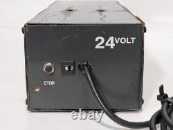 1 Raymond SVR24251205/6 24 Volt GNB Pallet Pro Battery Charger