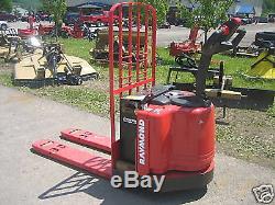 2004 Raymond Model #111 Walk Behind 48 Forks Lb Cap With Battery & Charger, Hd