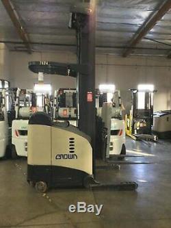 2005 Crown RD5225-30 Double Reach Truck, with Battery & Charger, 7,868 Hours (LOW)