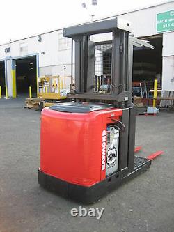 2006 RAYMOND FORKLIFT ORDER PICKER 3000LB CAP 210 42 FORKS WithBATTERY & CHARGER