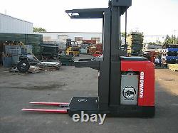 2006 RAYMOND FORKLIFT ORDER PICKER 3000LB CAP 210 42 FORKS WithBATTERY & CHARGER