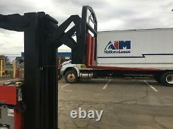2007 RAYMOND FORKLIFT REACH TRUCK With2017 BATTERY 3500LB 211 LIFT WithCHARGER HD