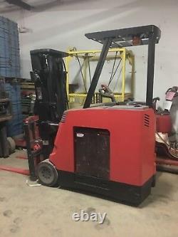 2009 RAYMOND FORKLIFT DOCK STOCKER 4000# 188 LIFT 36V WithBATTERY&CHARGER, 42FORK