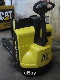 2015 Hyster Electric Pallet Jack Brand New Batteries, Very Low Hours, Charger