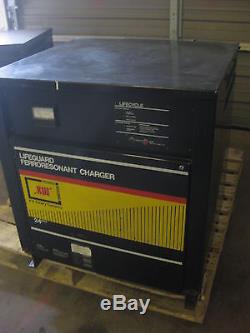 24 Volt Industrial Forklift Battery Charger -875 Amp Hours-three Phase -180 Amps