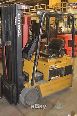 3000 lbs. CAT ELECTRIC FORKLIFT WITH BATTERY CHARGER