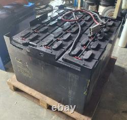 36V Industrial Electric Lead Acid Forklift Battery 31.5'' x 38.5'' x 22.5'' Tal