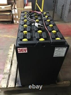 36 Volt Forklift Battery 18-125-17 Dim 38x20x30