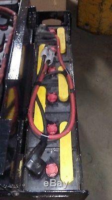 6-85-13 12volt FORKLIFT BATTERY tested EXCELLENT & serviced. VERY GOOD CONDITION