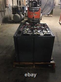 80 Volt Forklift Battery 40-125-11 dim 40x32x29