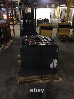 80 Volt Forklift Battery 40-125-11 dim 40x32x29