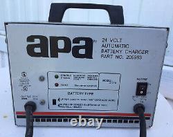 APA 24 volt, 12 A, Battery charger, Fork Lift, Scrubber, Golf Cart, Automatic