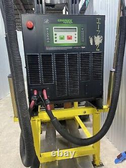 Aker Wade UNIMAX U20C Fast Forklift Charger