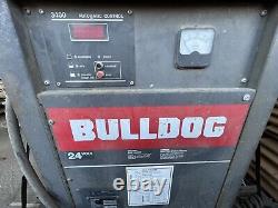 Bulldog model 12M600B22 forklift battery 24 Volt charger