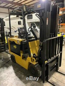 CAT Caterpillar M50DSA 5000 lb Electric Forklift Reconditioned Battery & Charger