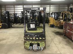 CLARK TM12 Electric forklift with battery charger Low Hours