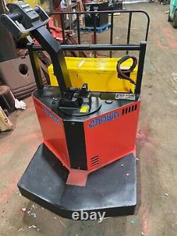 CROWN FORKLIFT RIDE ON JACK 8000#, 96 FORKS 24V WithBATTERY & CHARGER RUNS WELL