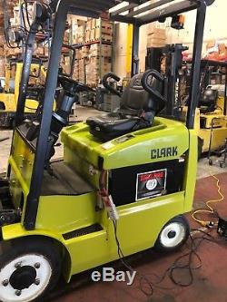 Clark Ecx20 4,000 Lb Electric Forklifts Year 2014 With Charger And Battery