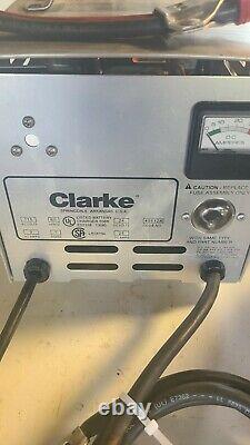 Clarke 536R Battery Charger 115VAC 9A 24VDC 25A 1Ph 60Hz USED