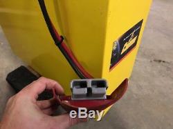 Crown CR188 Type 12-85S-07 Forklift Industrial Lift Battery 24 Volts