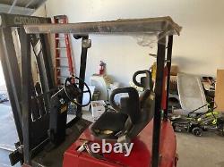 Crown Electric Forklift with battery charger 3500lbs
