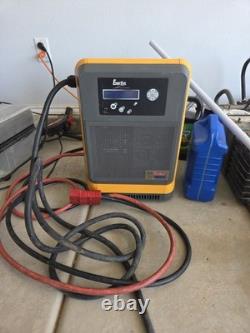Enersys Forklift Battery charger EI1-HL-2Y SN RJ546078