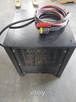 Forklift Battery Charger, VFORCE VSCR SERIES SMC36C 12163YG-00, 391050-324-01