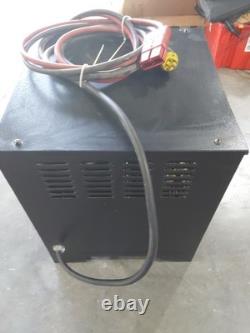 Forklift Battery Charger, VFORCE VSCR SERIES SMC36C 12163YG-00, 391050-324-01