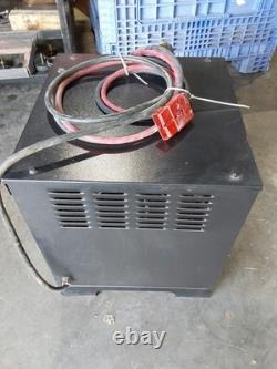 Forklift Battery Charger, VFORCE VSCR SERIES SMC36C-12163YG-00, 391050-324-01