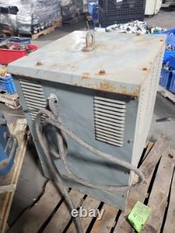 Hobart 1R12-550 Forklift Battery Charger 12 Cells, LA Type, 5061B Specs