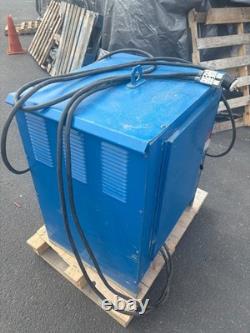 Hobart 24V DC Forklift Battery Charger Multi-Tap 3PH 208/240/480v, 145A Output