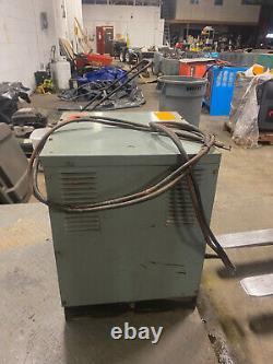 Hobart 24V Forklift Battery Charger, PH1, 208/240/480v