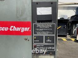 Hobart 24 Volt, 94 Amp, 381/450 AH Forklift Battery Charger 450B1-12