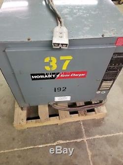 Hobart 36 Volt Automatic Forklift Battery Charger Working