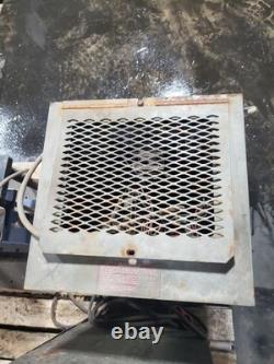 Hobart 450A1-12R80 Forklift Battery Charger 12 Cells, 1 Phase, 60 Hz 6345-6