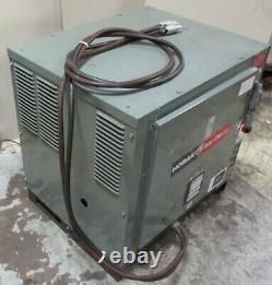 Hobart 865C3-12 Forklift Accu Charger 24 VDC Output 12 Cell Analog Read