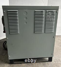 Hobart Accu-Charger 1050C3-18 Forklift Battery Charger 18 Cells LA Type 36V