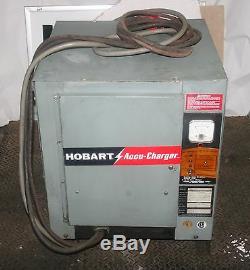 Hobart Accu-Charger 24V 12 Cell LA Battery Charger 600B-12