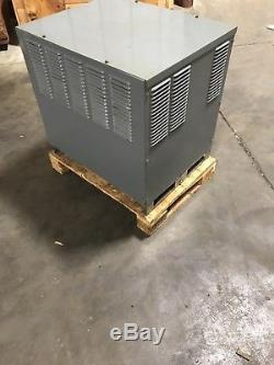 Hobart Accu-Charger Forklift 36 Volts DC Battery Charger 865C3-18