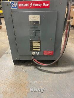 Hobart Battery- Mate Forklift Battery Charger 24v, Ph 3, 208/240/480