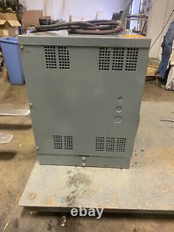 Hobart Battery- Mate Forklift Battery Charger 24v, Ph 3, 208/240/480