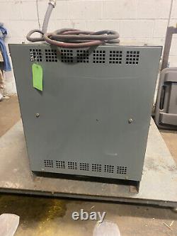Hobart Battery- Mate Forklift Battery Charger 24v, Ph 3, 208/240/480