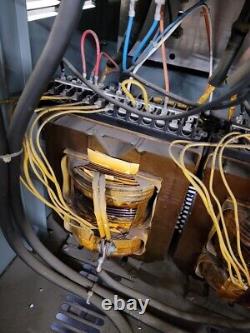 Hobart Forklift Battery Charger 725C3-12 24VDC 12 CELLS 1 Circuit 60Hz 3PH 750AH