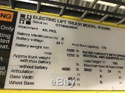 Hyster Electric Forklift Order Picker with NEW Battery & Charger Model R30XMS