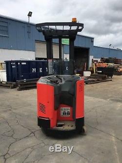 RAYMOND FORKLIFT REACH TRUCK 3000LB 211 LIFT WithBATTERY & CHARGER, 95 TALL, HD