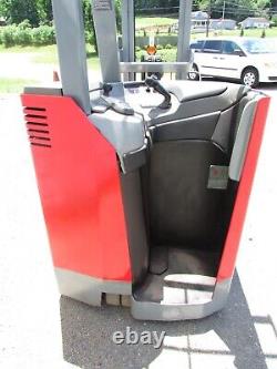 Raymond Dockstocker Electric Stand-up Forklift DSS300TN with charger & battery