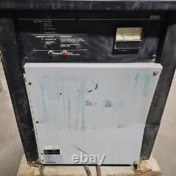 Tennant Industrial Fork-Lift Battery Charger #18M600B22